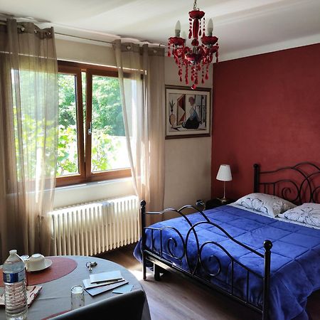 Colmar "Room" Chambre Privee Chez L'Habitant,Parking Voiture Devant La Maison,Garage Moto Et Velo,Petit Dejeuner Exterior foto