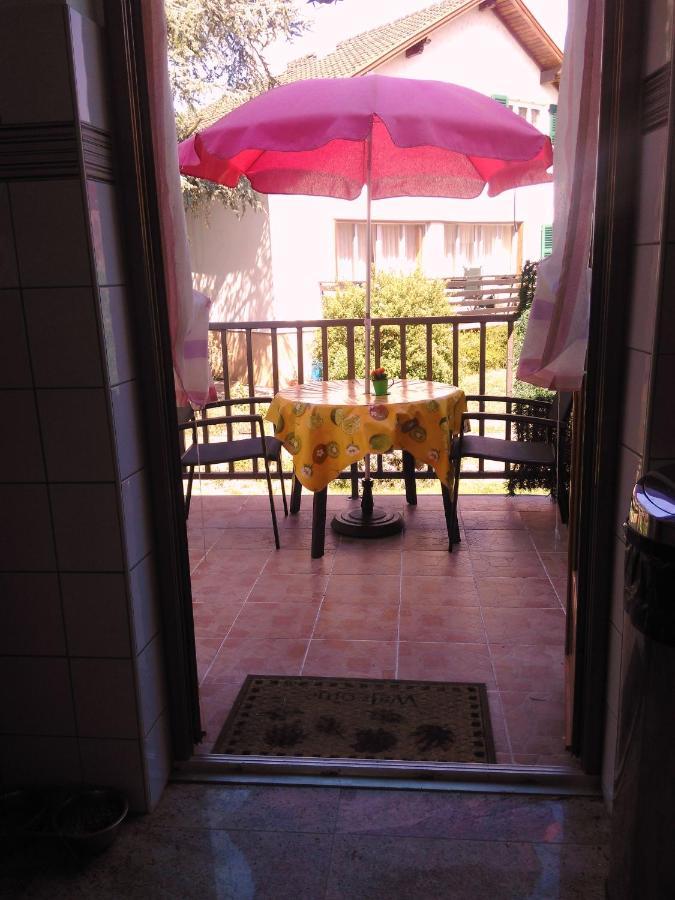 Colmar "Room" Chambre Privee Chez L'Habitant,Parking Voiture Devant La Maison,Garage Moto Et Velo,Petit Dejeuner Exterior foto